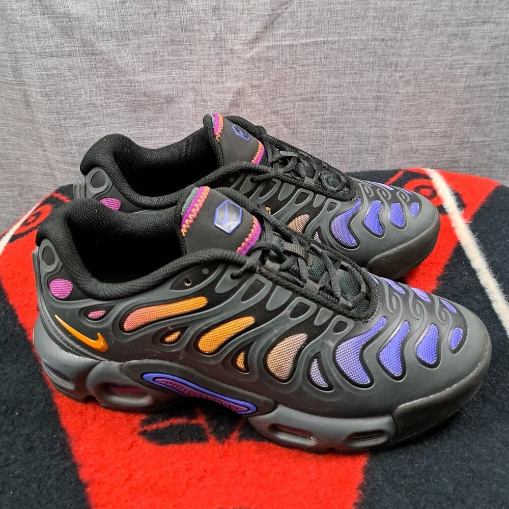 %Size 6.5 Youth Nike Air Max Tn Plus Drift Black Viotech Monarch  / A 29 - Picture 2 of 12